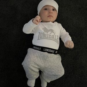 Meet your Posher, Vitore